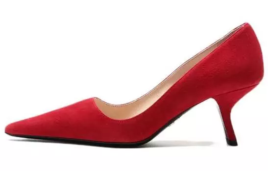 Туфли женские Prada на каблуке, красный