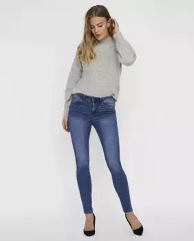 Женские узкие синие джинсы скинни Vero Moda
