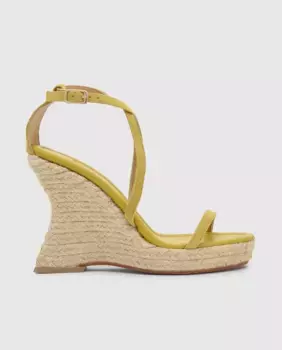 Женские замшевые босоножки Joana на танкетке с застежкой-пряжкой Castaer, зеленый