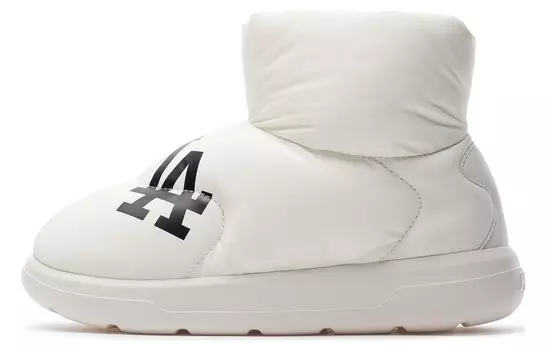 Женские зимние ботинки Chunky Classic A FLEECE белого цвета Mlb