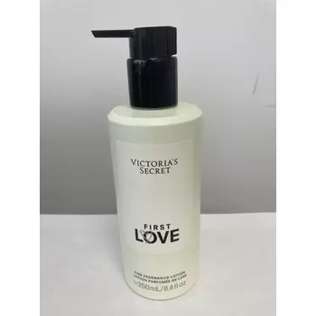 Женский ароматный лосьон First Love 8,4 эт. Оз. - Новый, Victoria'S Secret