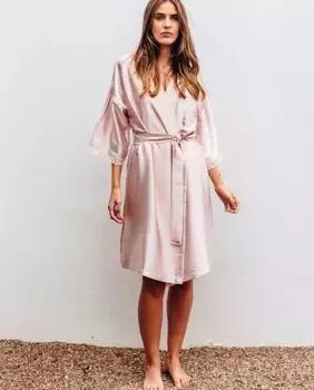 Женский атласный халат с кулиской и кружевом Diseo2, розовый