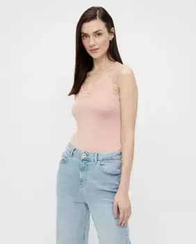 Женский бельевой топ на широких кружевных бретелях Pieces, светло-розовый