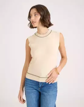 Женский безрукавный джемпер с контрастной окантовкой Naf Naf, бежевый