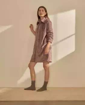 Женский халат с воротником-поло nfasis, цвет Ciruela