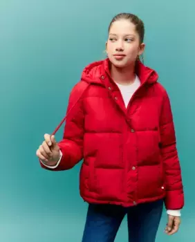 Женский короткий пуховик с капюшоном Green Coast, красный