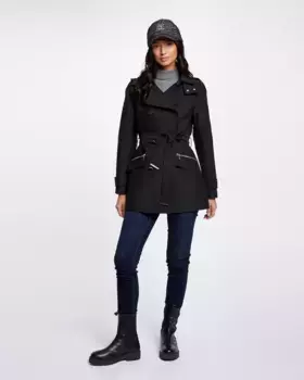 Женский короткий тренч приталенного кроя с поясом и капюшоном Morgan, черный