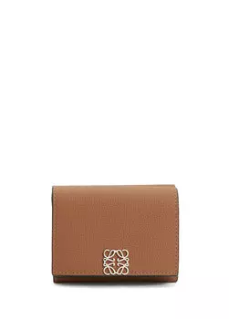 Женский кожаный кошелек anagram tan с логотипом Loewe