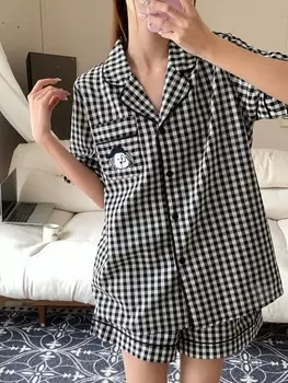 Женский пижамный Комплект с милым мультяшным клетчатым принтом и короткими рукавами и шортами Dazy, черно-белый
