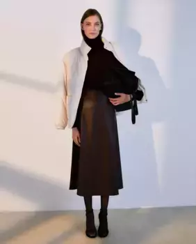 Женский приталенный свитер с длинными рукавами Woman El Corte Ingls, цвет 291 Berenjena