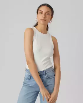 Женский приталенный топ без рукавов Vero Moda, белый