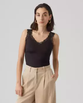 Женский приталенный топ с кружевом Vero Moda, черный