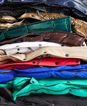 Женский пуховик с капюшоном и манжетами для большого пальца BCBGeneration