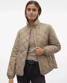Женский пуховик с карманами Vero Moda, цвет Natural