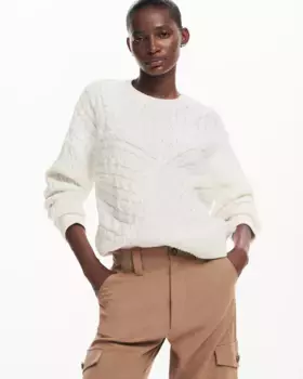 Женский рельефный вязаный свитер Desigual, белый