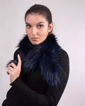 Женский шарф из натуральных волос синего цвета MR Complements