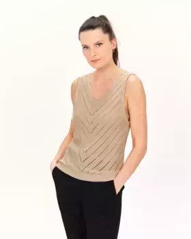 Женский свитер без рукавов с ажуром Caroll, бежевый