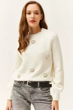 Женский свитер из мягкого фактурного трикотажа цвета экрю с жемчугом Olalook