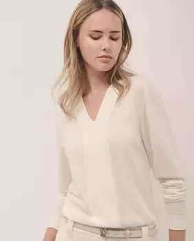 Женский свитер из тонкой шерсти с V-образным вырезом Roberto Verino, цвет Crudo