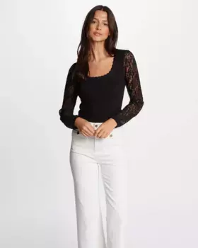 Женский свитер приталенного кроя с кружевными рукавами Morgan, черный