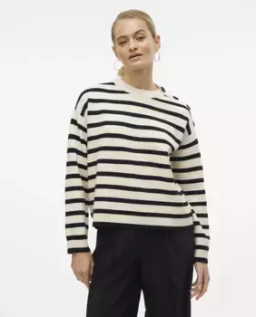 Женский свитер с длинными рукавами и пуговицами на плечах Vero Moda, белый
