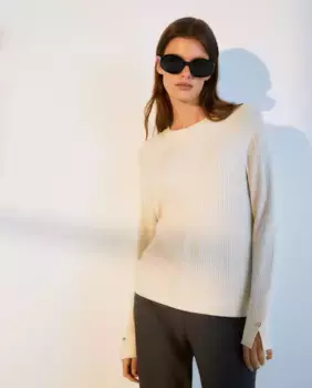 Женский свитер с круглым вырезом косой вязки Woman El Corte Ingls, цвет 120 Crudo