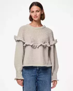 Женский свитер с оборками Pieces, цвет Crudo