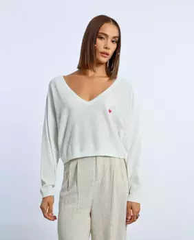 Женский свитер с V-образным вырезом и вышитым сердцем Lili Sidonio, цвет Crudo