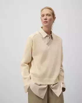 Женский свитер с V-образным вырезом открытого трикотажа Adolfo Dominguez, цвет Crudo