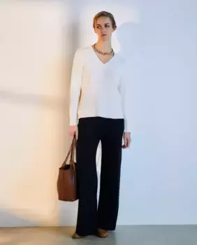 Женский свитер с V-образным вырезом Woman El Corte Ingls, цвет 120 Crudo