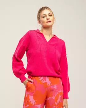 Женский свитер с воротником-поло с ажурными сердечками Tantra, фуксия