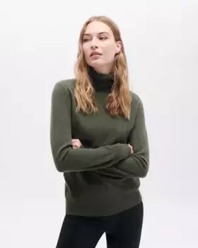 Женский свитер с высоким воротником из 100% кашемира Caroll, темно-зеленый