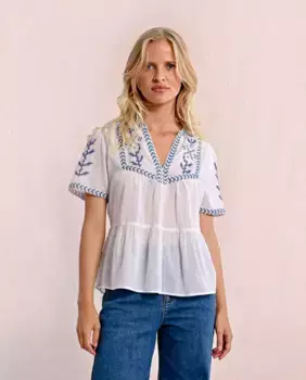 Женский топ с коротким рукавом и вышитыми деталями Molly Bracken, белый