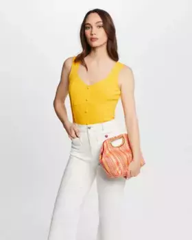 Женский топ в рубчик с обтянутыми пуговицами Morgan, горчичный