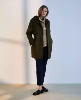Женский тренч с однотонным контрастным капюшоном Woman El Corte Ingls, цвет Kaki
