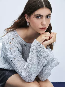 Женский трикотажный свитер с длинным рукавом с круглым вырезом и узором LIMITED, серый