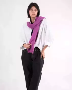 Женский вязаный шарф розового цвета MR Complements, цвет Rosa