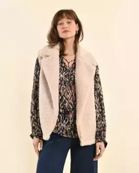 Женский жилет из овчины Molly Bracken, цвет Crudo