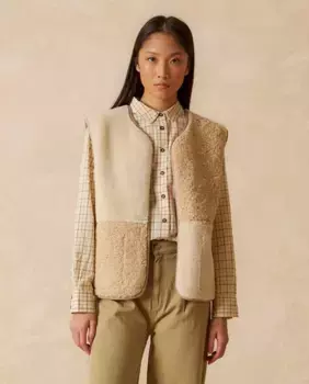 Женский жилет с круглым вырезом и прямыми плечами Indi & Cold, цвет Crudo