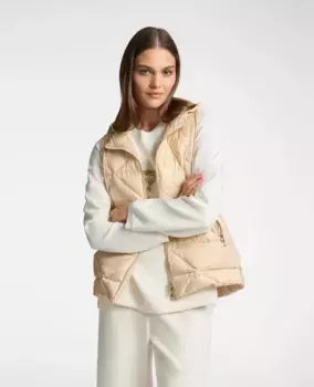 Женский жилет со съемным капюшоном и карманами на молнии Elena Mir, бежевый