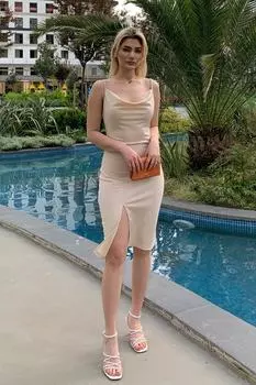 Женское бежевое платье трапециевидной формы с разрезом спереди и лямками Trend Alaat Stili, бежевый