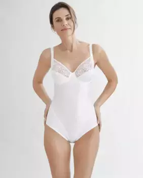 Женское боди на косточках из жаккардовой ткани с вышивкой Felina, белый