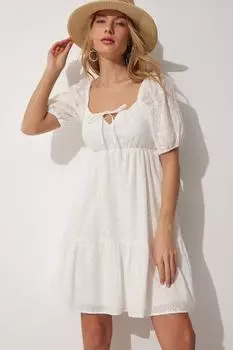 Женское летнее расклешенное платье цвета экрю с вырезом в форме сердца и зубцами Happiness stanbul