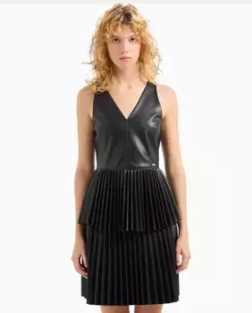 Женское платье с плиссированной юбкой из переработанной эко-кожи Armani Exchange, черный