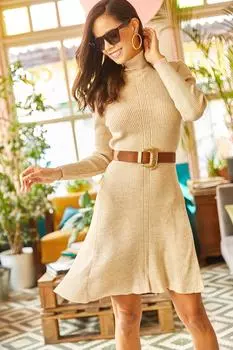 Женское расклешенное трикотажное платье с водолазкой и геометрическим узором Olalook, серый