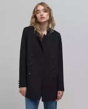 Женское тканевое пальто черного цвета на пуговицах IKKS