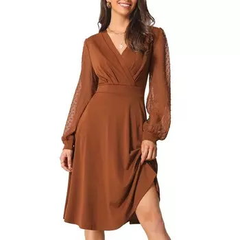 Женское весенне-осеннее свободное платье миди с v-образным вырезом и запахом в швейцарский горошек с рукавами-фонариками Seta T, цвет Caramel