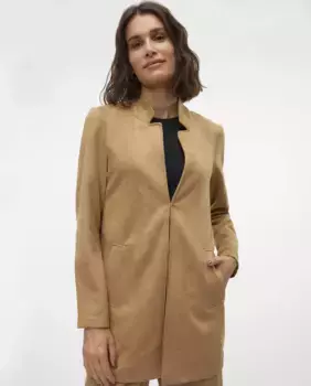 Женское замшевое пальто миди Vero Moda, цвет Camel