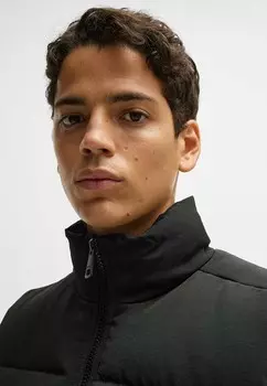Жилет BROOKS HUGO, черный