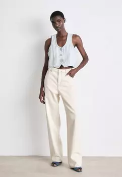 Жилет BUTTON DOWN DKNY, синие джинсы